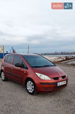 Хэтчбек Mitsubishi Colt 2005 в 