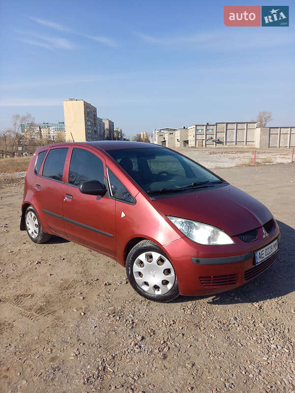 Хетчбек Mitsubishi Colt 2005 в Дніпрі
