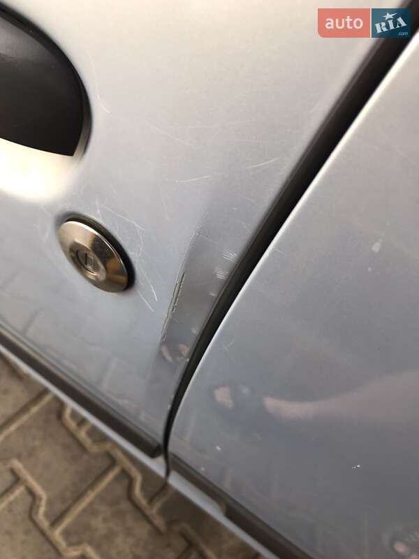 Хэтчбек Mitsubishi Colt 2004 в Житомире