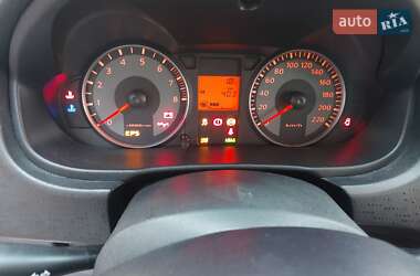 Хетчбек Mitsubishi Colt 2011 в 