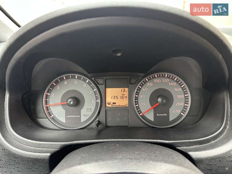 Хэтчбек Mitsubishi Colt 2012 в Черновцах