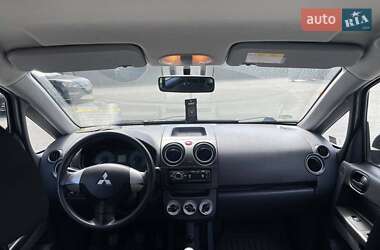 Хэтчбек Mitsubishi Colt 2009 в 