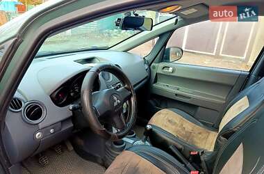 Хетчбек Mitsubishi Colt 2005 в 