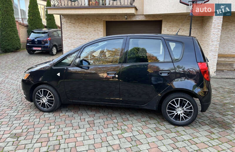 Хетчбек Mitsubishi Colt 2011 в Чернівцях