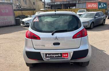 Хетчбек Mitsubishi Colt 2006 в 