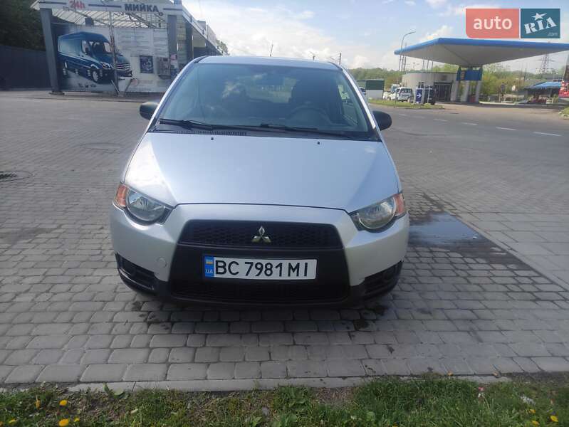 Хэтчбек Mitsubishi Colt 2009 в Львове