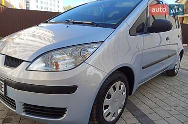 Хэтчбек Mitsubishi Colt 2004 в 