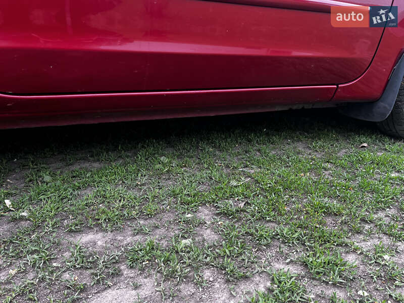 Хэтчбек Mitsubishi Colt 2008 в Киеве