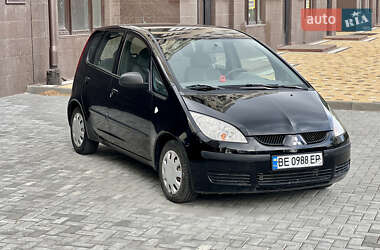 Хэтчбек Mitsubishi Colt 2005 в 