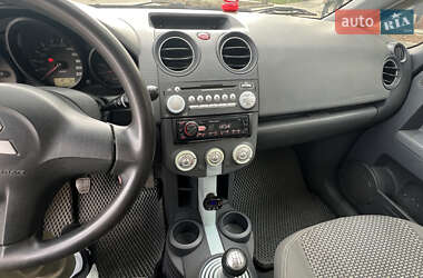 Хэтчбек Mitsubishi Colt 2005 в 