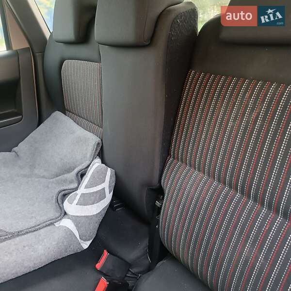 Хэтчбек Mitsubishi Colt 2007 в Черноморске