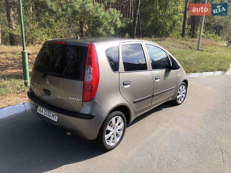 Хетчбек Mitsubishi Colt 2007 в Києві