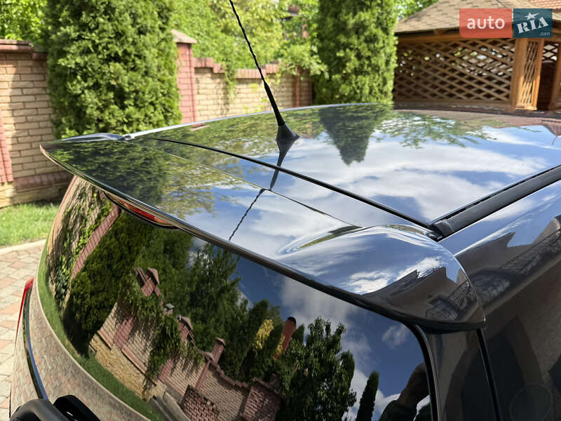 Хэтчбек Mitsubishi Colt 2010 в Черновцах