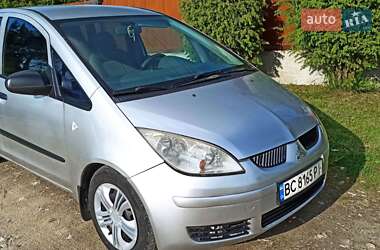 Хэтчбек Mitsubishi Colt 2004 в 