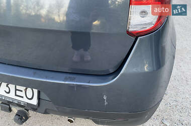 Хетчбек Mitsubishi Colt 2009 в 