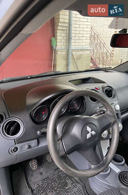 Хетчбек Mitsubishi Colt 2008 в 