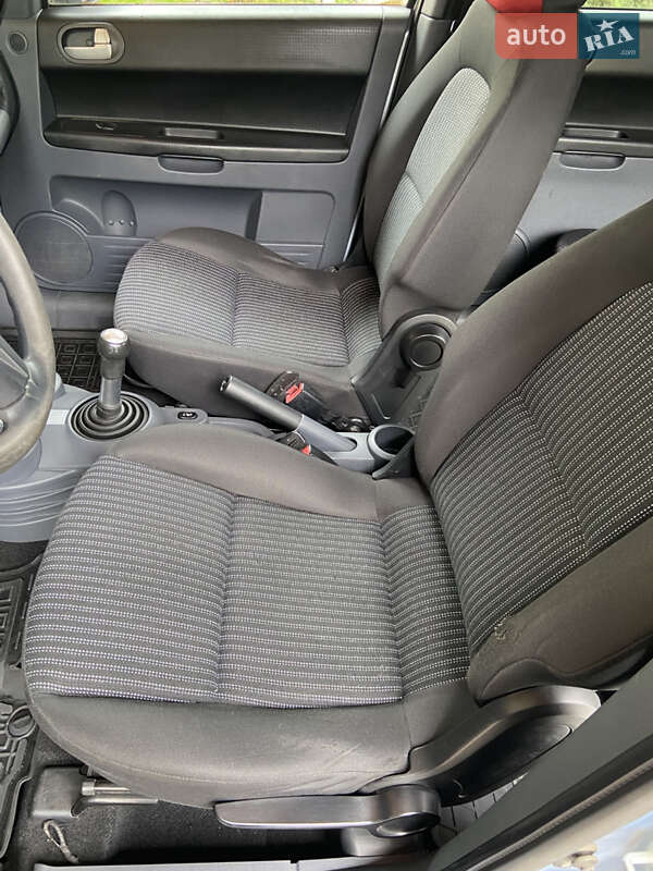 Хетчбек Mitsubishi Colt 2008 в Сумах
