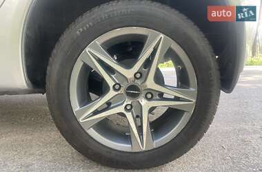 Хэтчбек Mitsubishi Colt 2006 в 