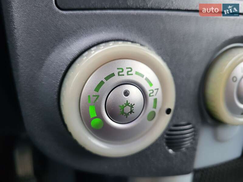 Хетчбек Mitsubishi Colt 2007 в Хмельницькому