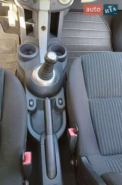 Хэтчбек Mitsubishi Colt 2007 в 