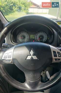 Хэтчбек Mitsubishi Colt 2008 в 