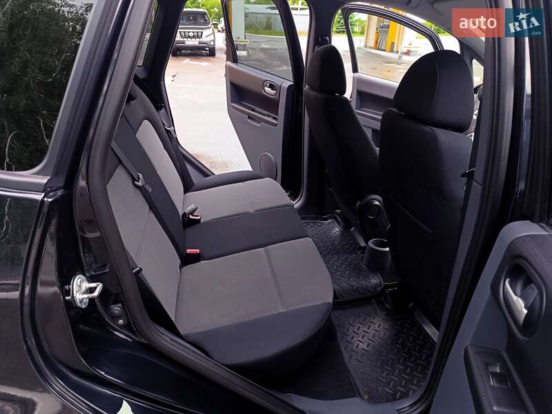 Хэтчбек Mitsubishi Colt 2011 в Киеве