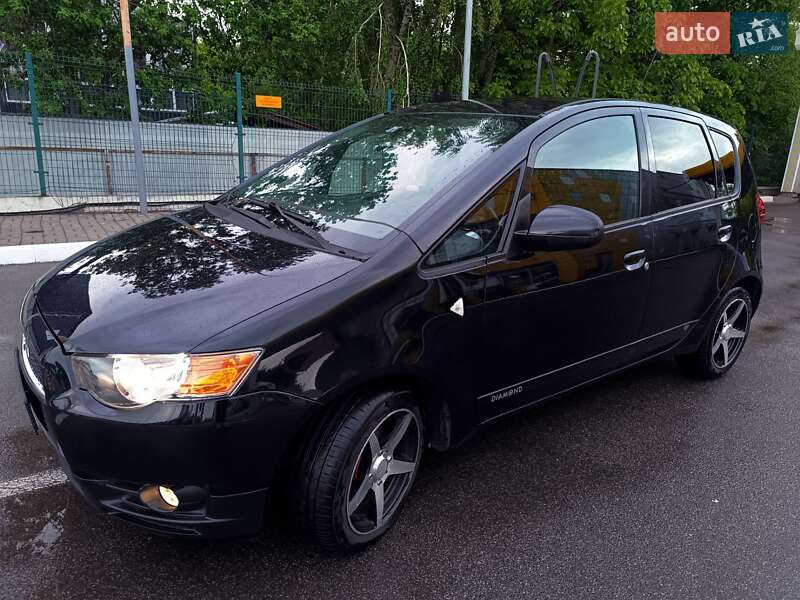 Хэтчбек Mitsubishi Colt 2011 в 
