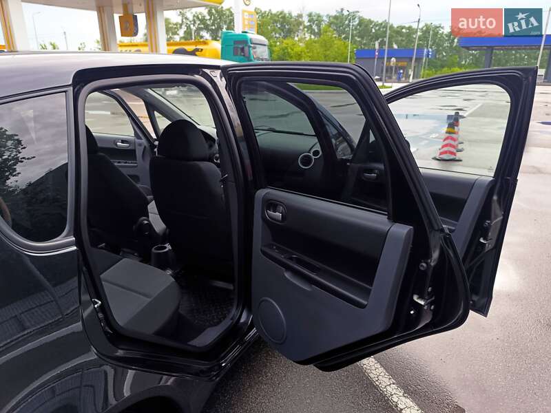 Хэтчбек Mitsubishi Colt 2011 в Киеве