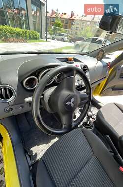 Хэтчбек Mitsubishi Colt 2008 в 