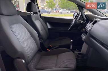 Хетчбек Mitsubishi Colt 2008 в 