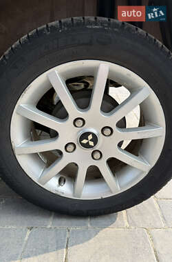 Хэтчбек Mitsubishi Colt 2008 в 