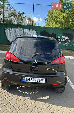 Хэтчбек Mitsubishi Colt 2007 в 