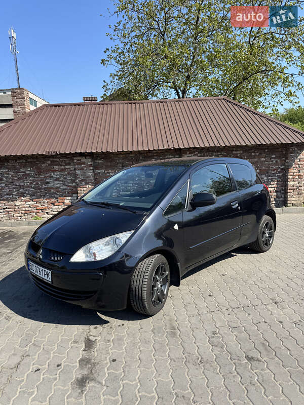 Хэтчбек Mitsubishi Colt 2008 в Львове