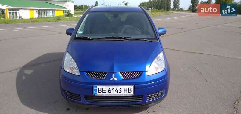 Хэтчбек Mitsubishi Colt 2007 в 