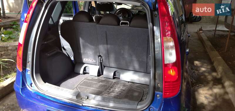 Хэтчбек Mitsubishi Colt 2007 в Южноукраинске