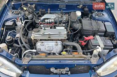 Хэтчбек Mitsubishi Colt 2002 в 