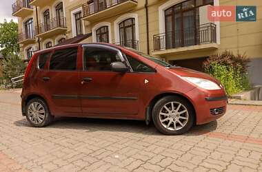 Хэтчбек Mitsubishi Colt 2006 в 