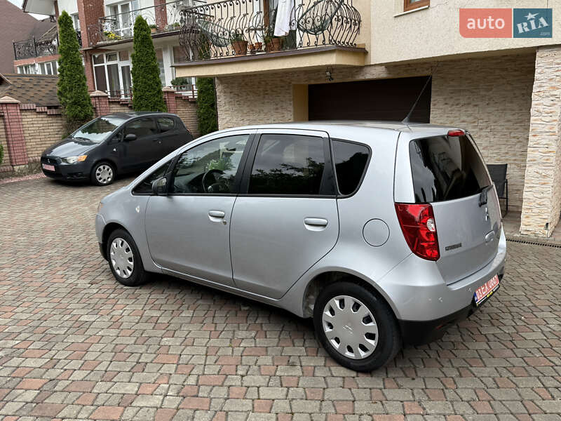 Хэтчбек Mitsubishi Colt 2013 в Черновцах