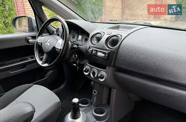 Хэтчбек Mitsubishi Colt 2013 в 