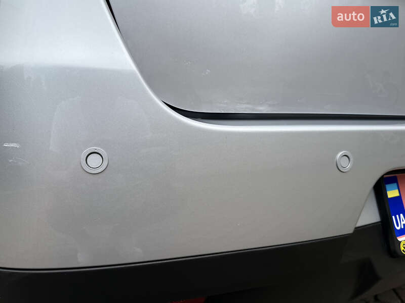 Хэтчбек Mitsubishi Colt 2013 в Черновцах