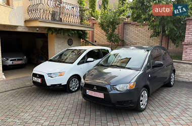Хэтчбек Mitsubishi Colt 2010 в 