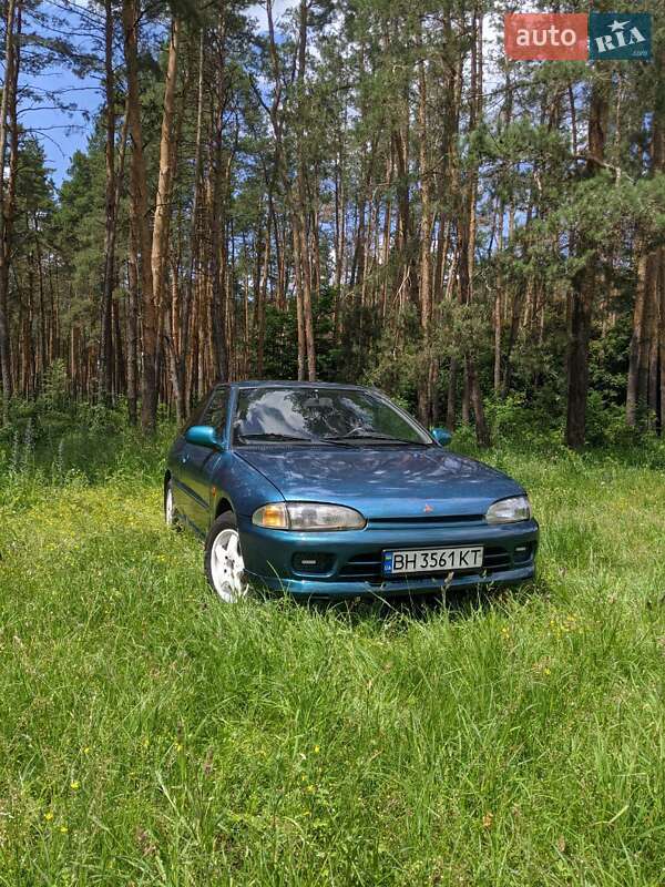 Хэтчбек Mitsubishi Colt 1995 в 