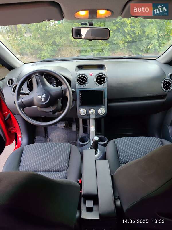 Хэтчбек Mitsubishi Colt 2008 в Першотравенске
