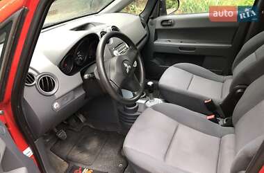Хэтчбек Mitsubishi Colt 2005 в 