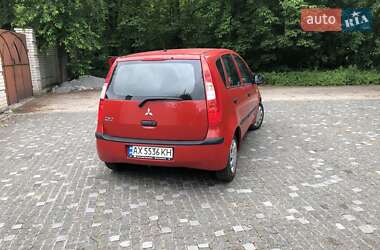 Хэтчбек Mitsubishi Colt 2005 в 