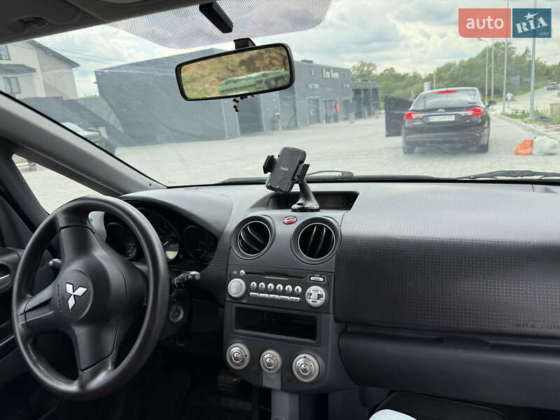 Хетчбек Mitsubishi Colt 2007 в Львові