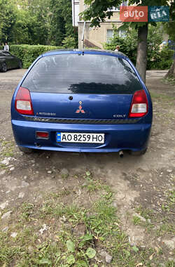 Хэтчбек Mitsubishi Colt 2000 в 