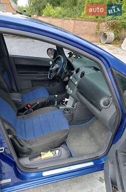 Хэтчбек Mitsubishi Colt 2006 в 