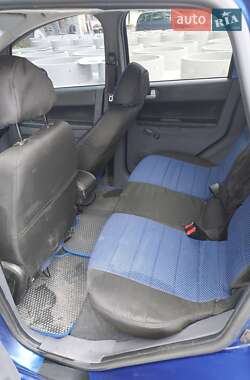 Хэтчбек Mitsubishi Colt 2006 в 
