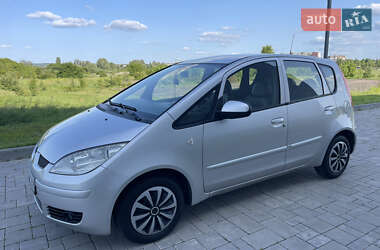 Хэтчбек Mitsubishi Colt 2008 в 